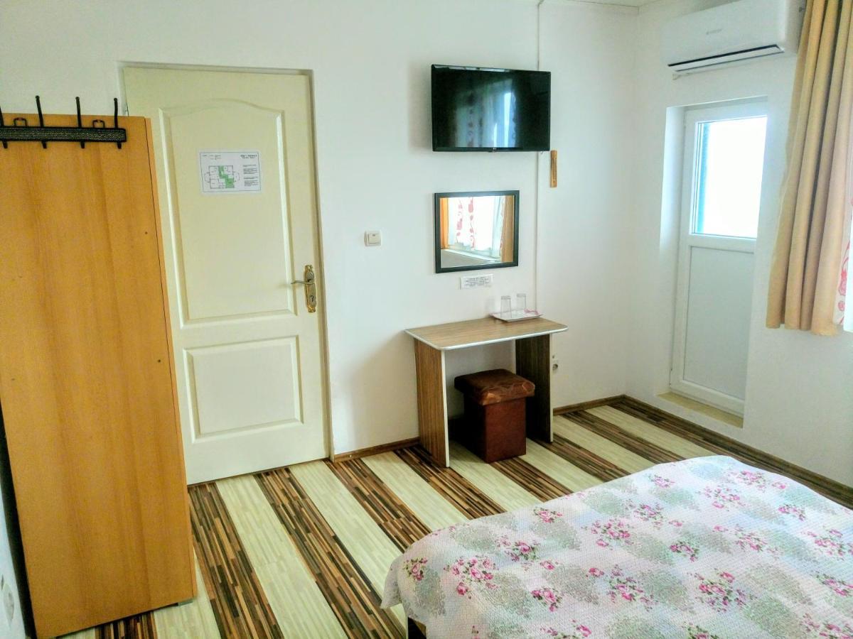 Teo Guest Rooms Baile Felix Exterior photo